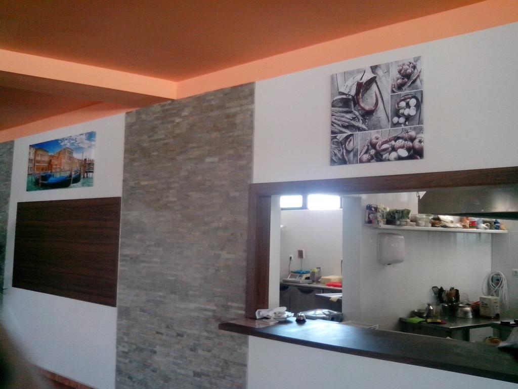 La Piazza Primorsko Rooms & Apartments Extérieur photo